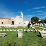 Beautiful Home In Zadar 扎达尔