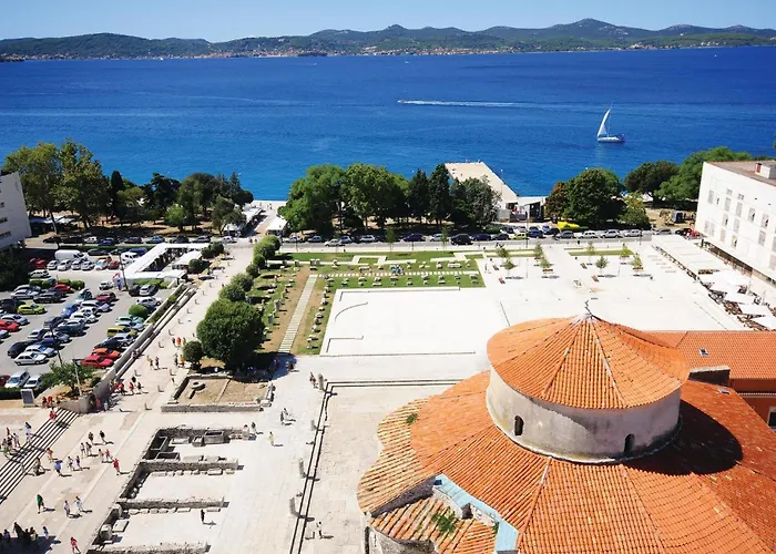 Gorgeous In Semesterbostad Zadar
